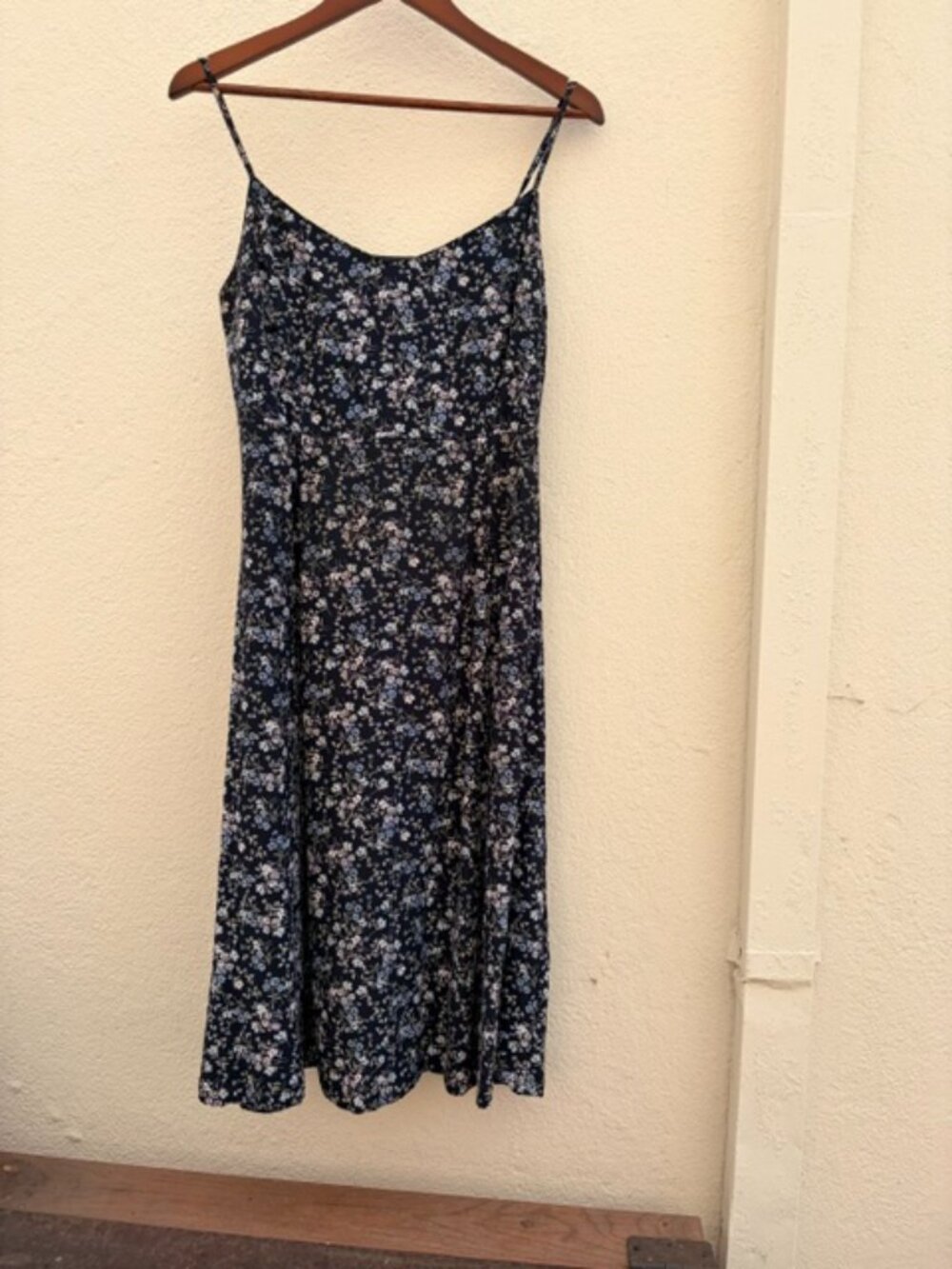 Uniqlo Navy Ditsy Floral Spaghetti Strap Midi Dress – Size M